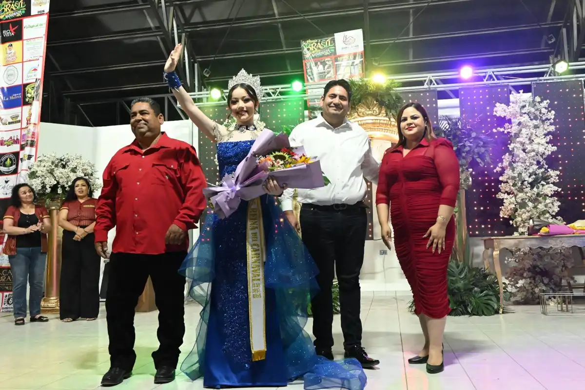 Coronan a reinas y rey del Carnaval Juan José Ríos 2026 con gran éxito