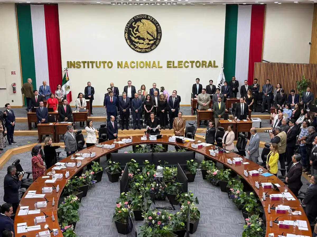 INE integra a tres nuevos consejeros electorales para el periodo 2026-2035