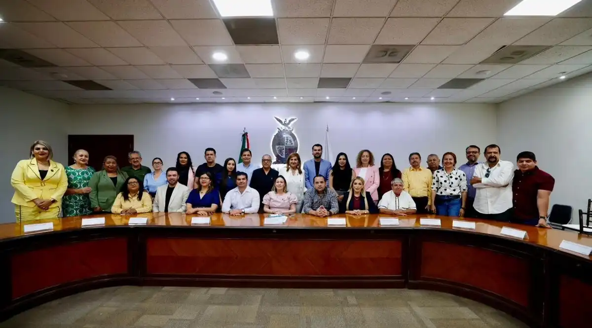 Yeraldine Bonilla se reúne con diputados de Morena y PVEM para fortalecer gobernabilidad en Sinaloa