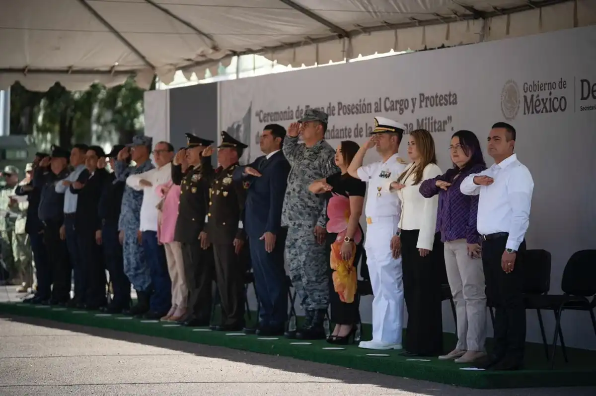 Toma protesta nuevo comandante de la Novena Zona Militar en Culiacán