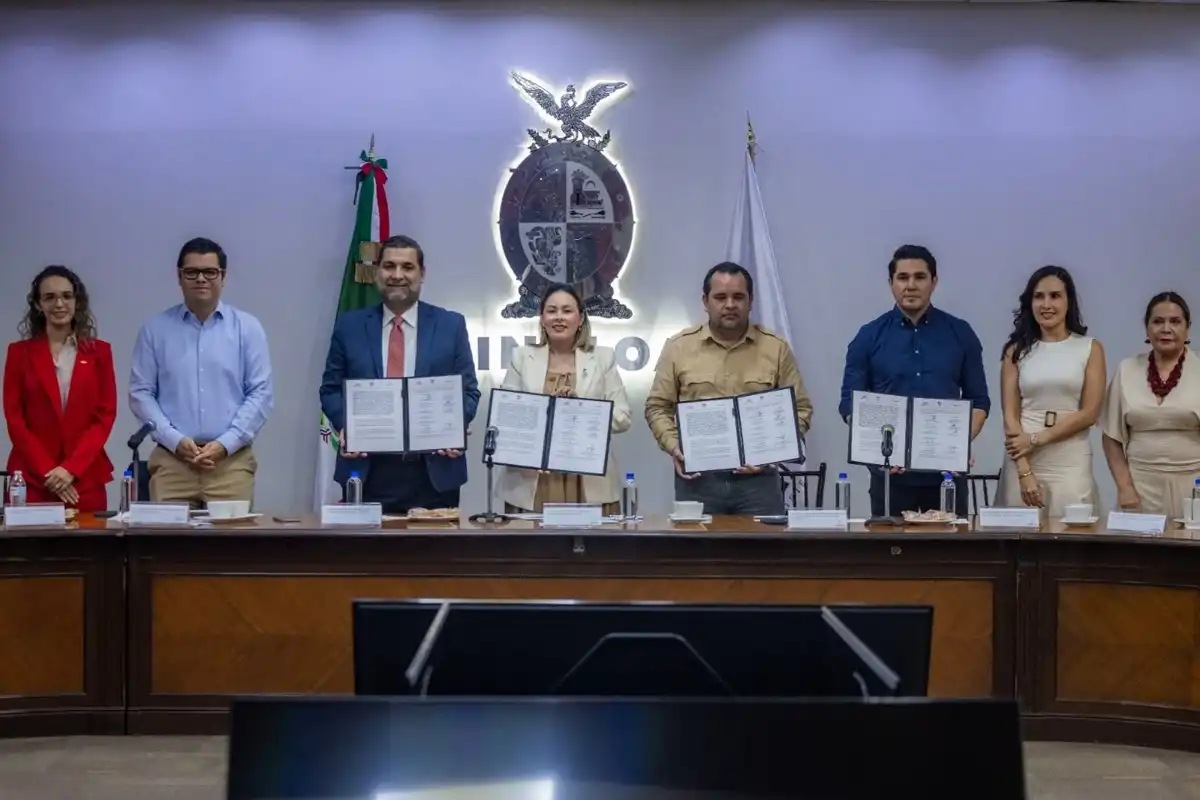 Gobierno de Sinaloa y CMIC firman convenio para impulsar obras y programas sociales