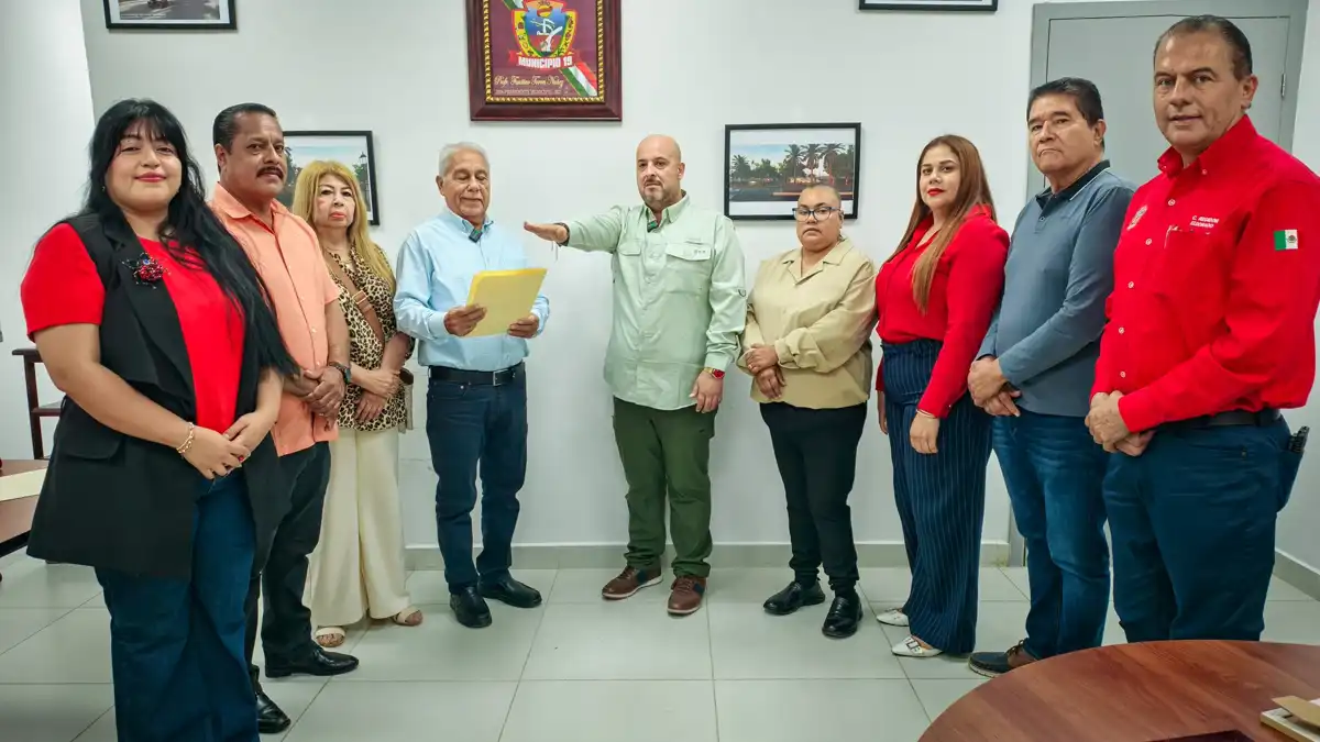 Carlos Sarmiento Carabeo asume como nuevo tesorero municipal de Eldorado