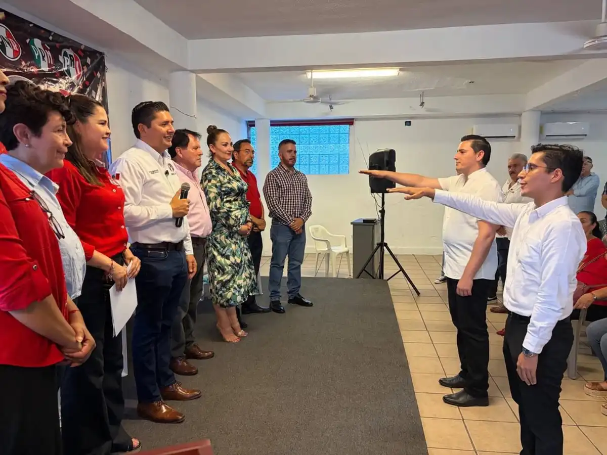 PRI toma protesta a nuevos dirigentes de Fundación Colosio y Movimiento PRI MX en Mazatlán