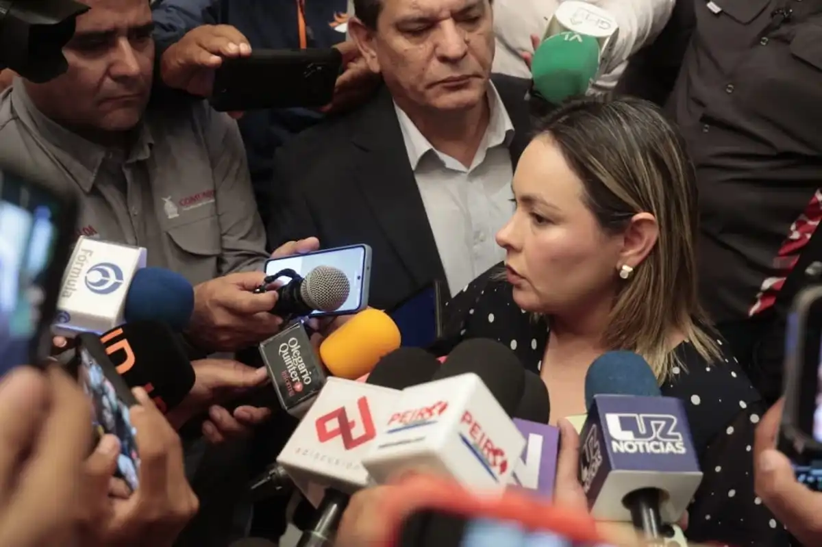 Yeraldine Bonilla reitera diálogo con comunidades indígenas sobre proyectos industriales en Topolobampo