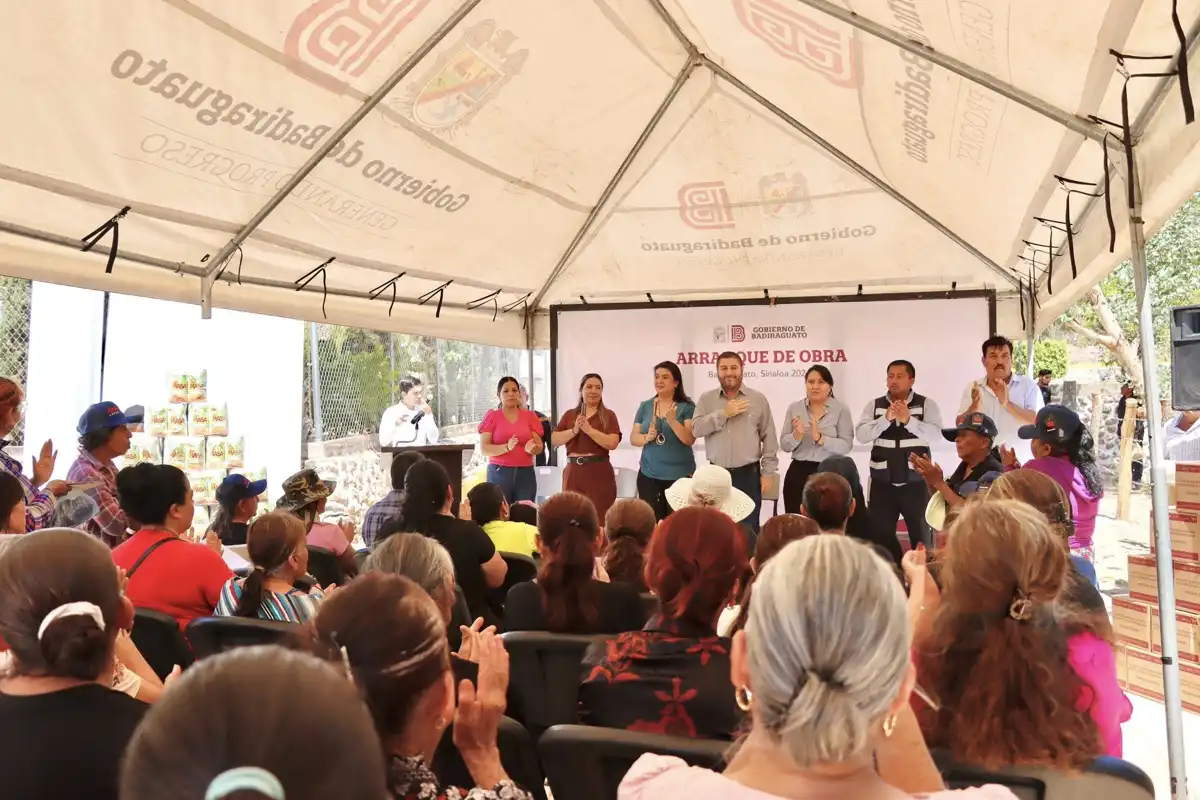 José Paz López Elenes lleva apoyos sociales y arranca obra de infraestructura en Otatillos