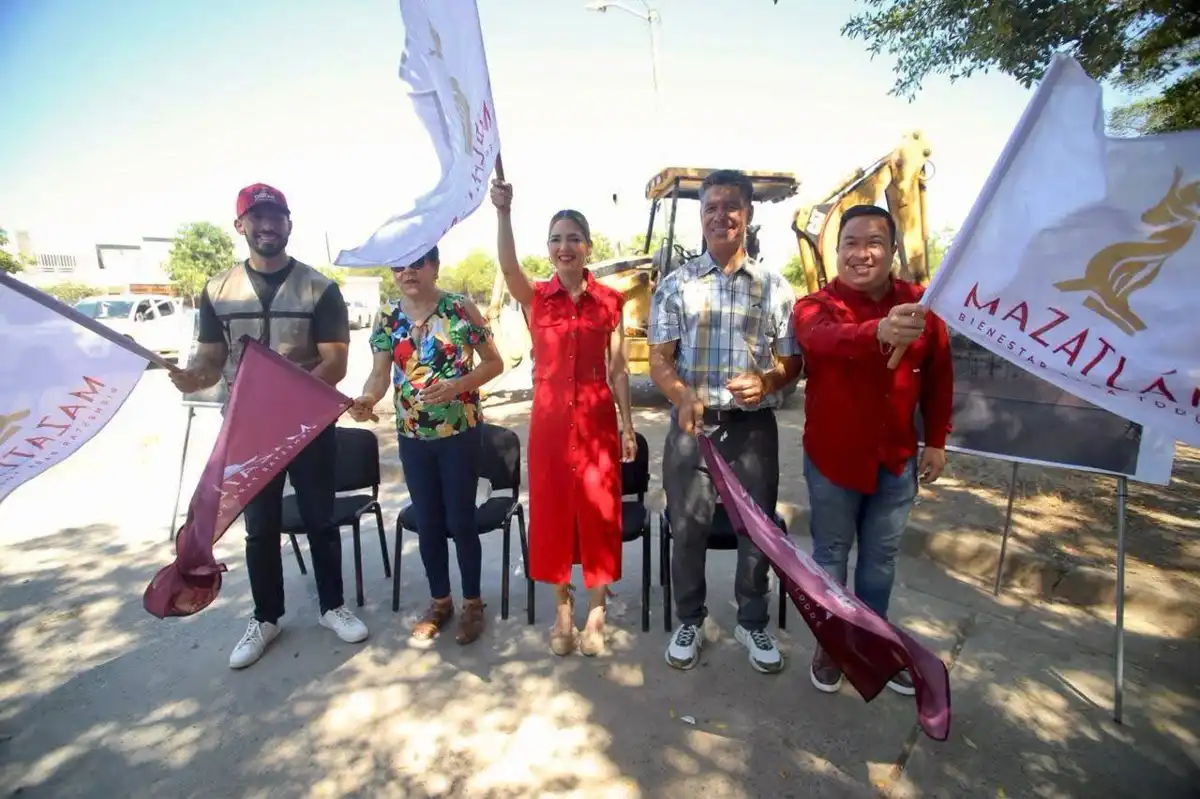 Estrella Palacios inicia construcción de nueve gimnasios al aire libre en Mazatlán