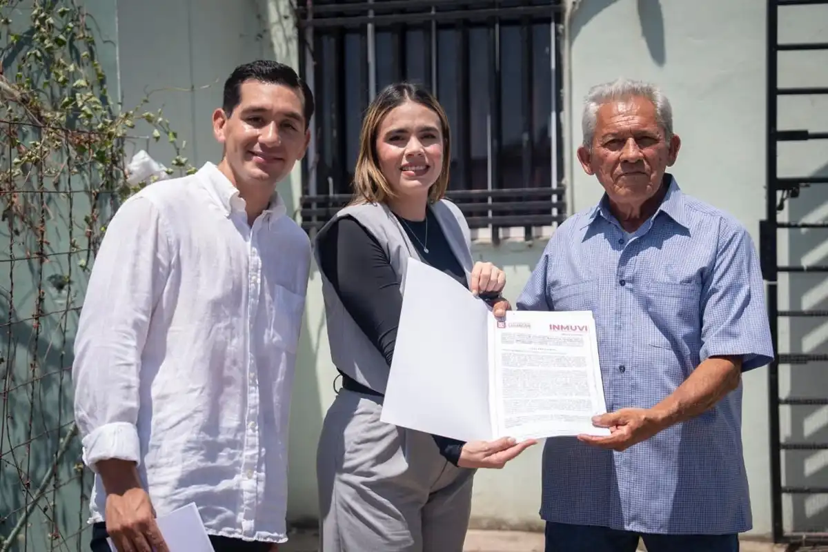 Ana Miriam Ramos entrega escrituras a familias de Valle de Amapas y fortalece la certeza patrimonial en Culiacán