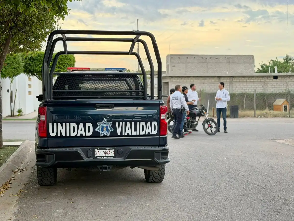 Refuerzan campaña "Cuida tu vida, usa tu casco" para prevenir accidentes de motocicleta en Salvador Alvarado