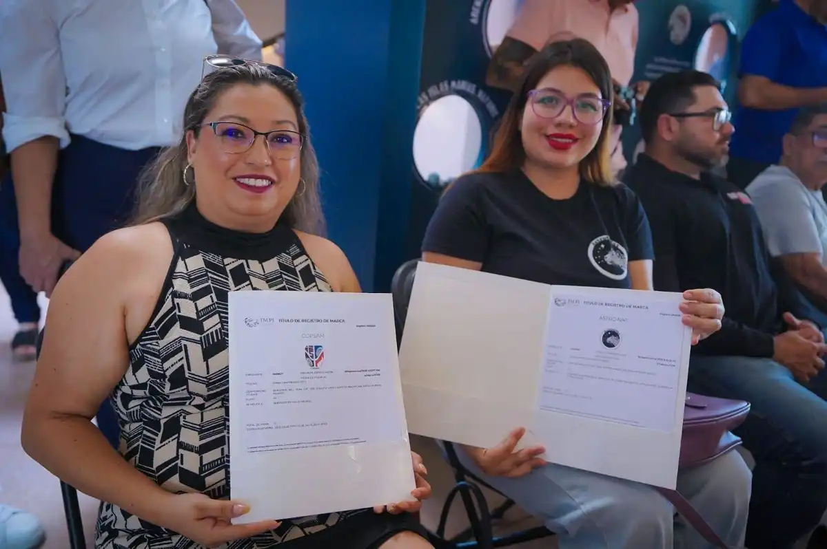 Secretaría de Economía entrega 88 registros de marca subsidiados a emprendedores de Mazatlán