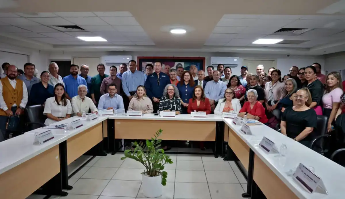 Graciela Domínguez alista regreso a clases en Sinaloa con más de 3 millones de libros distribuidos