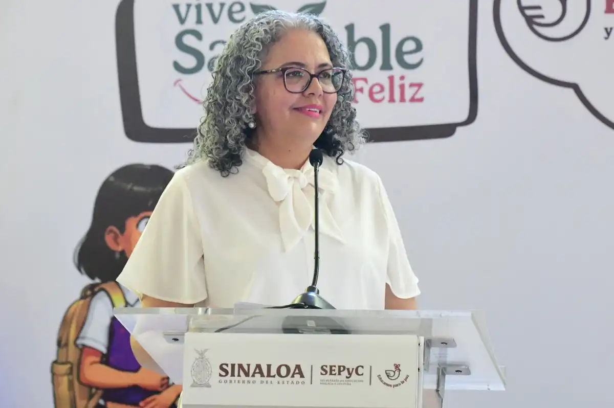 Graciela Domínguez inaugura ciclo escolar 2026-2027 en Sinaloa con más de 572 mil alumnos
