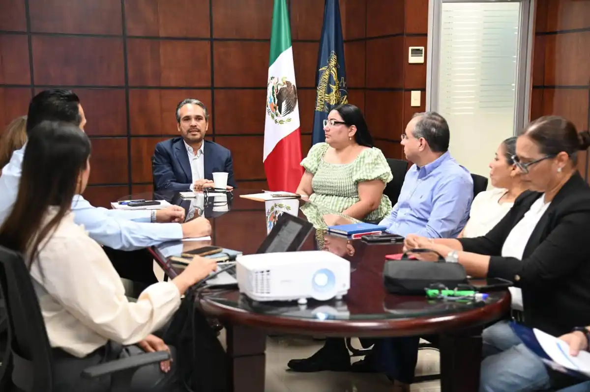 UAS afina preparativos académicos y tecnológicos para el ciclo escolar 2026-2027