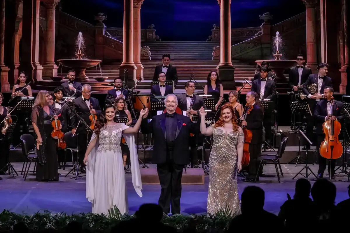 Amamos la Ópera: Vanessa Gama y Rosa Ferreiro brillan en el Teatro Ángela Peralta
