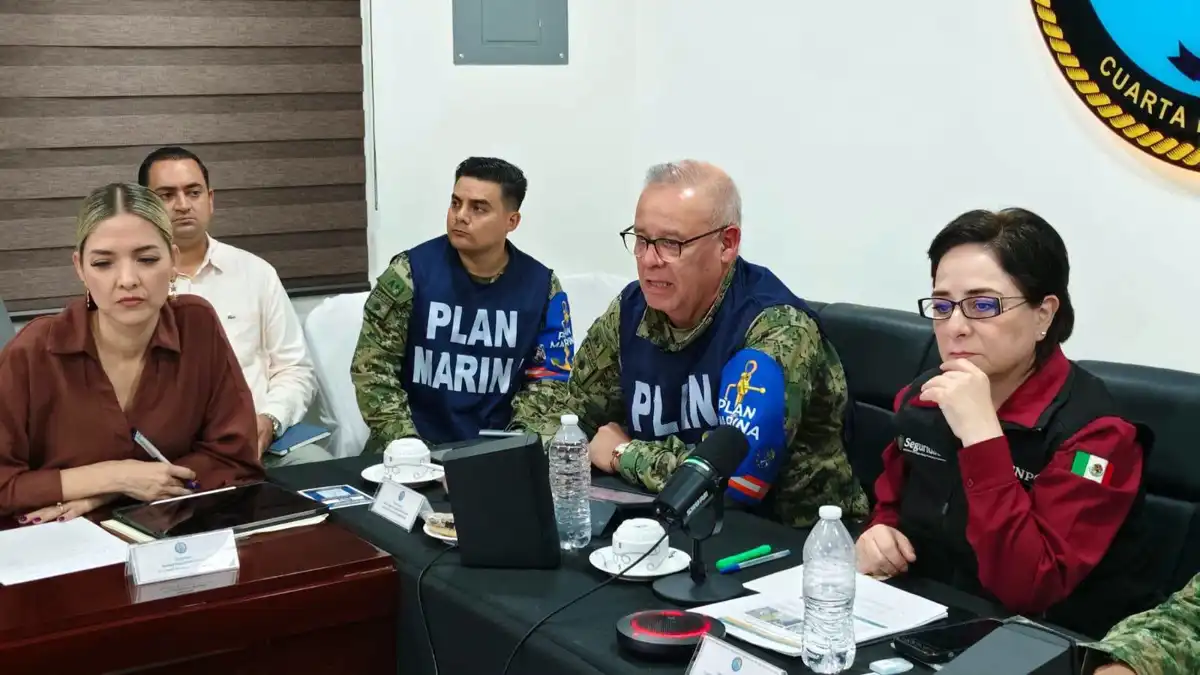 Autoridades instalan Puesto de Comando en Mazatlán por el huracán Simón