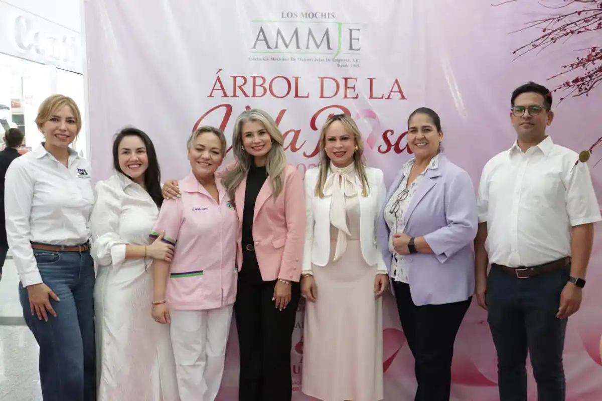DIF Ahome acompaña la inauguración del Árbol de la Vida Rosa 2026