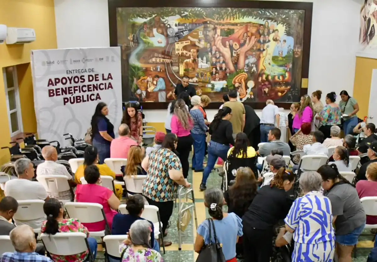DIF Salvador Alvarado entrega 96 apoyos de movilidad gratuitos