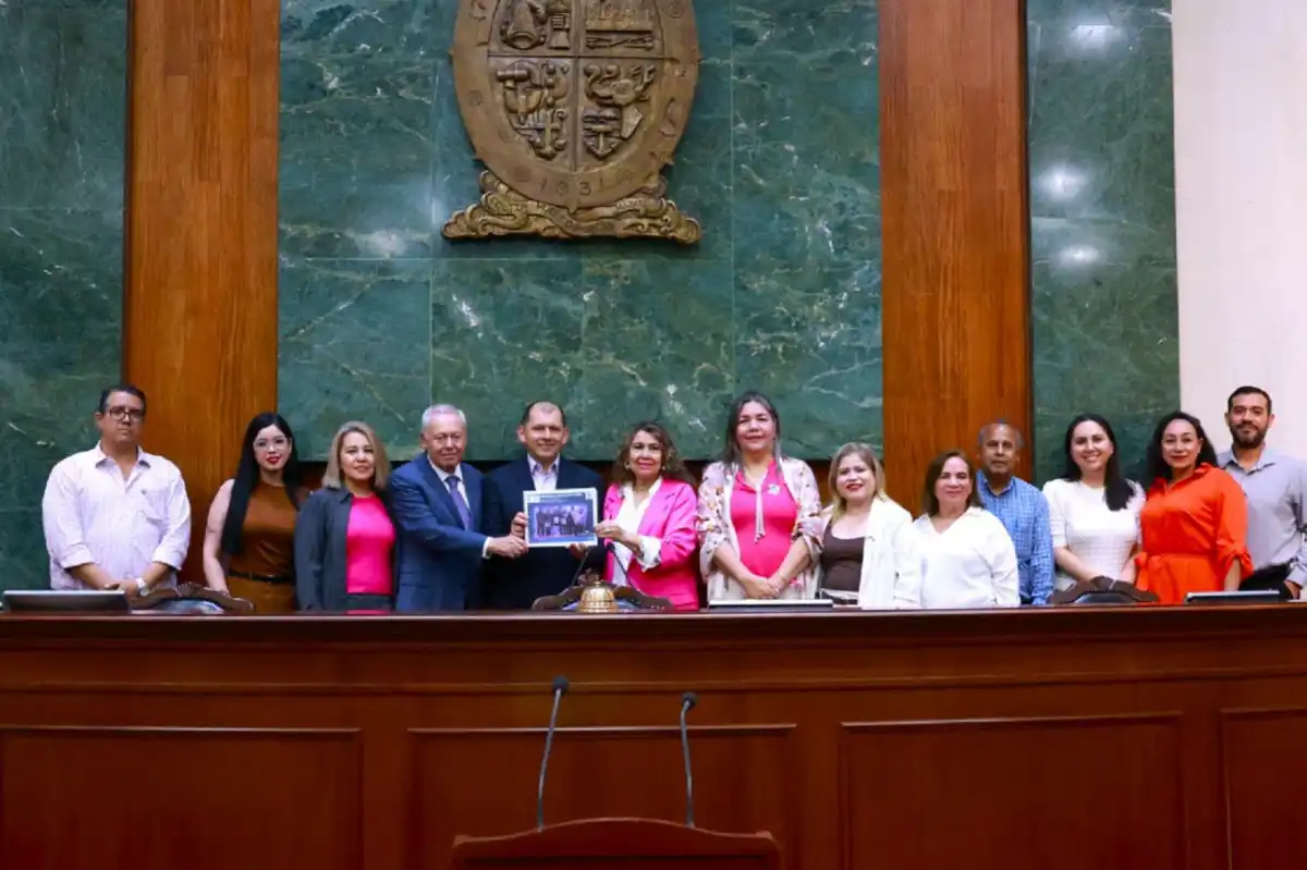 Grupo Parlamentario del PAS presenta informe: 67 iniciativas y 48 aprobadas