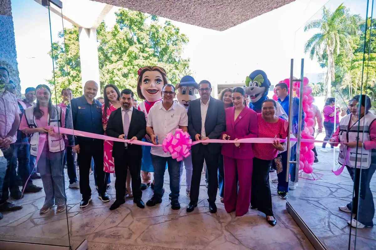 Guasave realiza Feria de la Salud Octubre Rosa con mastografías gratuitas