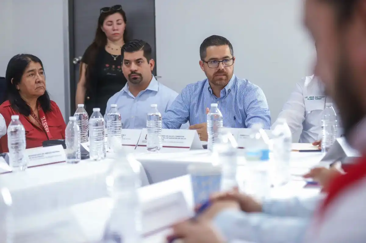 Instalan Comité Municipal de Salud en Estación Dimas ante el huracán Simón
