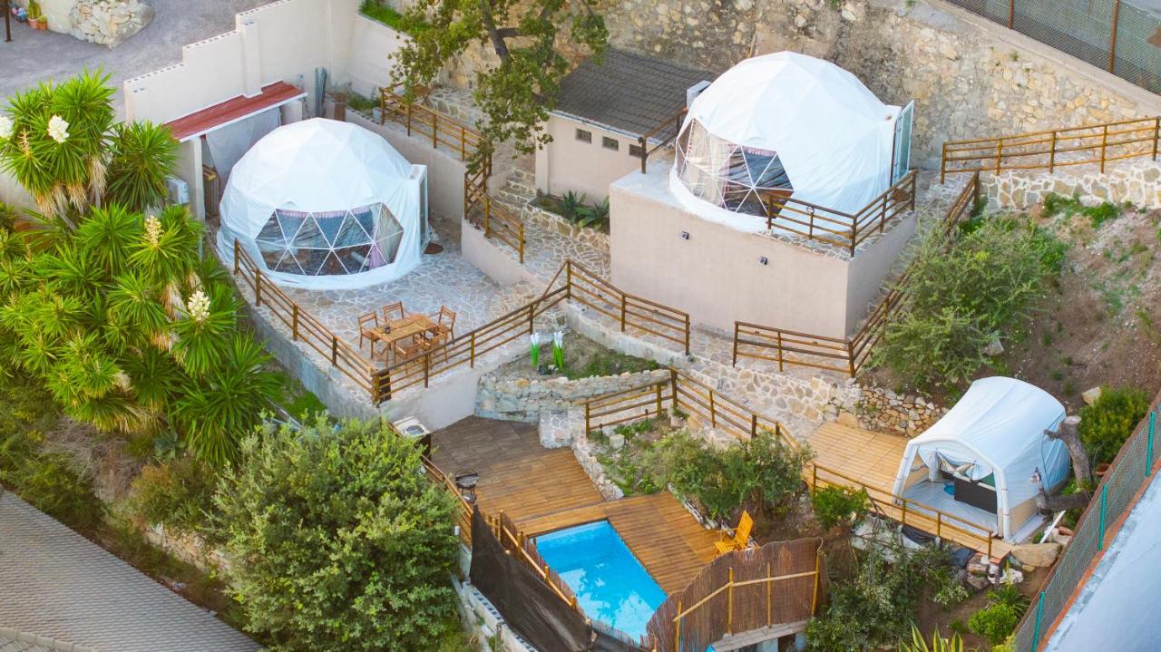 AAA View Private Terrace Outdoor Heated Hot Tub Family Fun - imagen 3