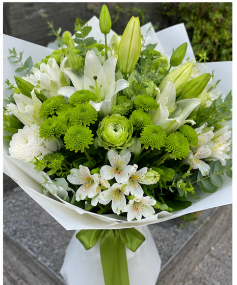 Ramos con flores verdes