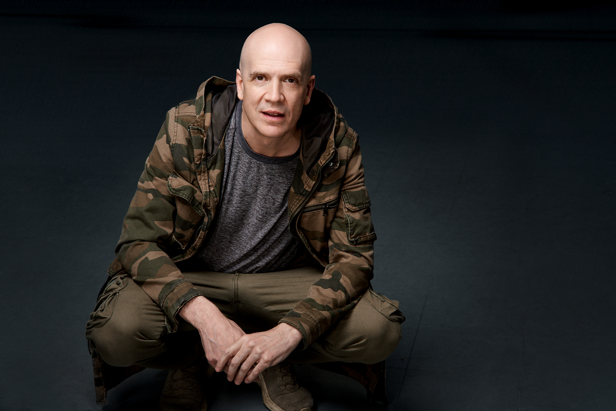Devin Townsend tar intim soloturné till Sverige i höst - nyhetsbild för artikel av Fredrik Engström