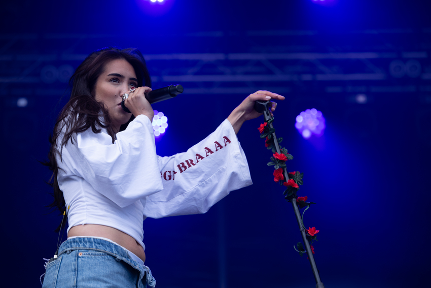 Olivia Lobato på Kulturfestivalen – en spelning som aldrig riktigt lyfter