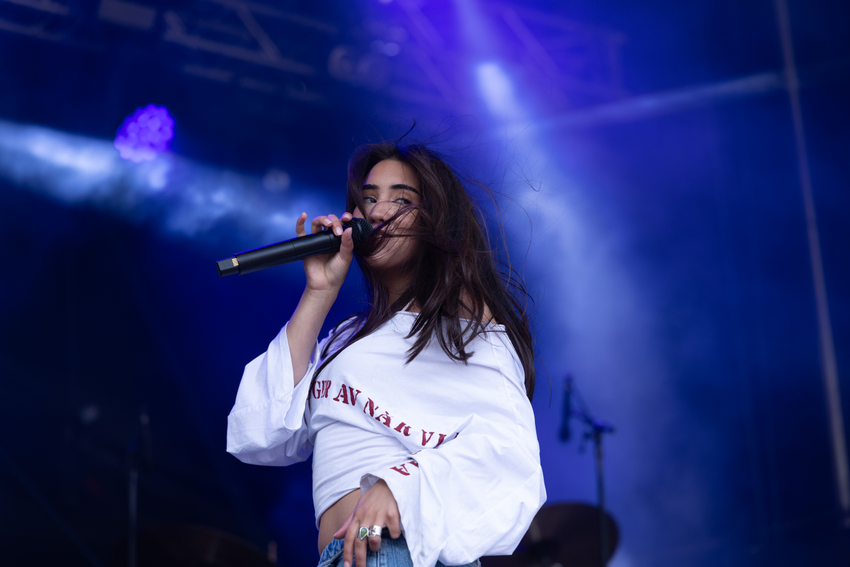 Olivia Lobato på Kulturfestivalen – en spelning som aldrig riktigt lyfter - Bild 2