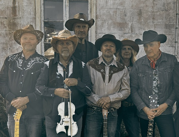 Södra Norrlands Coast Country Cowboys släpper ny singel “Mellan Nashville och Norrland” - nyhetsbild för artikel av Fredrik Engström