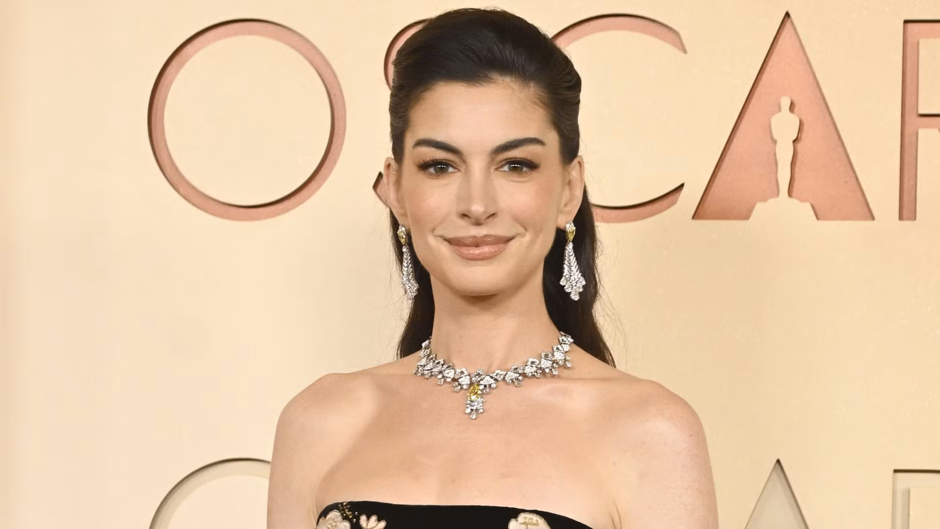 Anne Hathaway's Reason for Quitting Judd Apatow's $219M Comedy Confirmed cover image