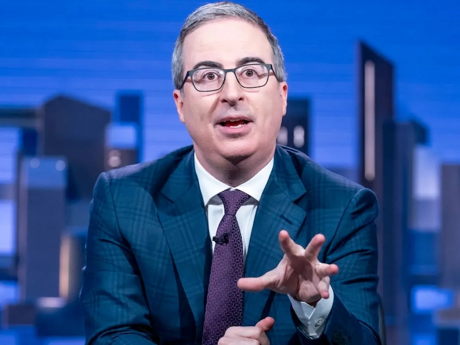 John Oliver Returns to Expose Trump Family’s Shady Crypto Dealings: ‘We Badly Need Proper Guardrails’ news cover image