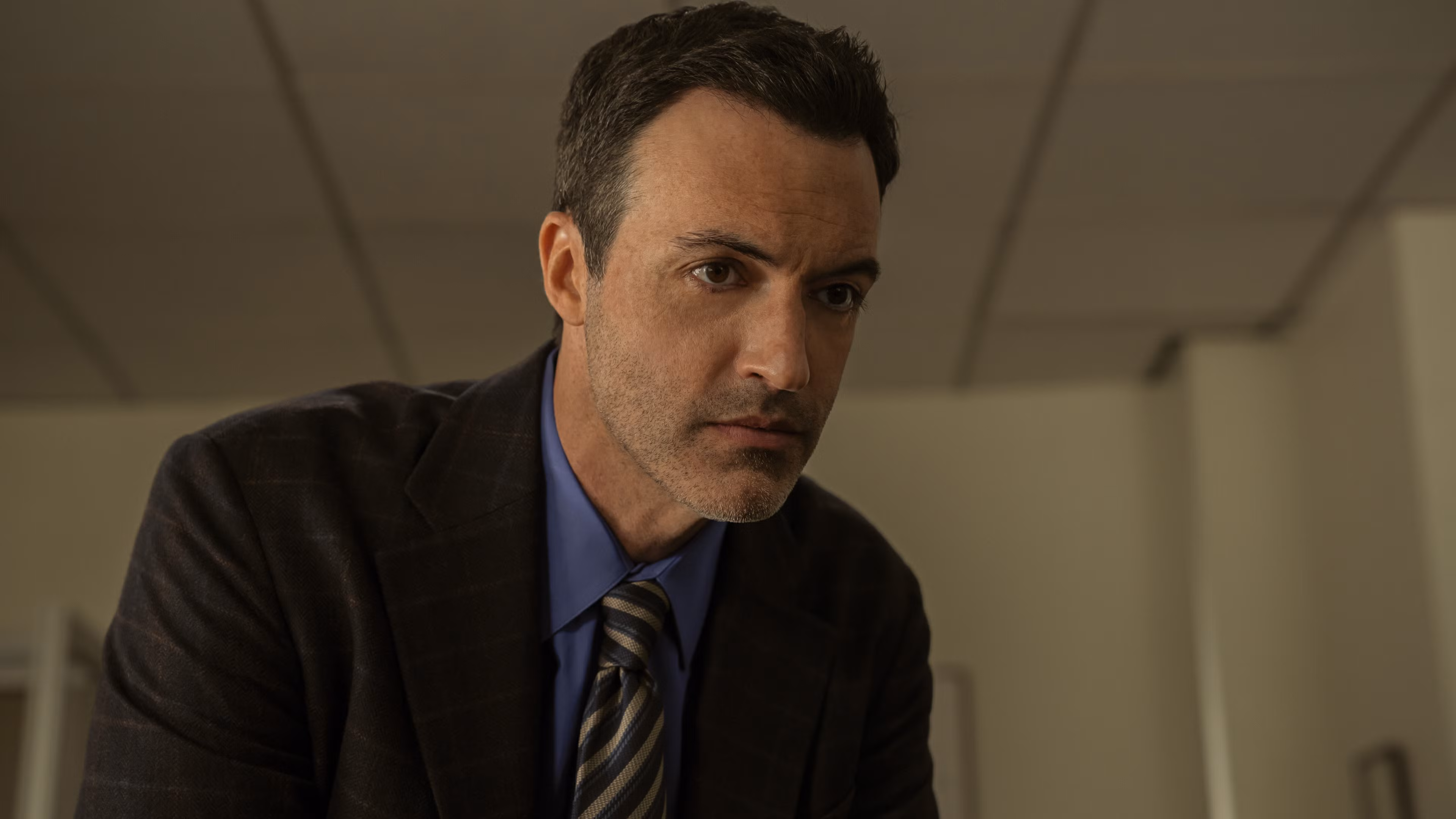 Law & Order Season 26 Replaces Major Cast Member After Surprise Exit Series News Breakdown: Story, Episodes, and What Comes Next cover image