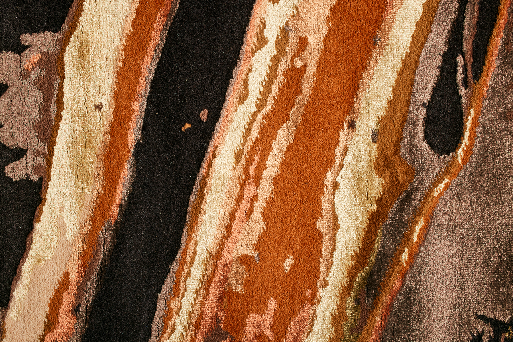 Earthy Elegance - Image 3