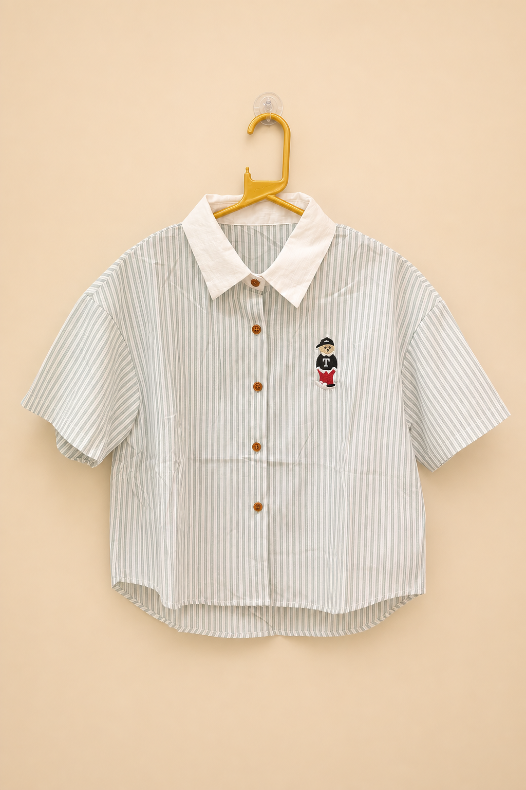 Casual Short Sleeve Button-Up Shirt with Embroidered Detail