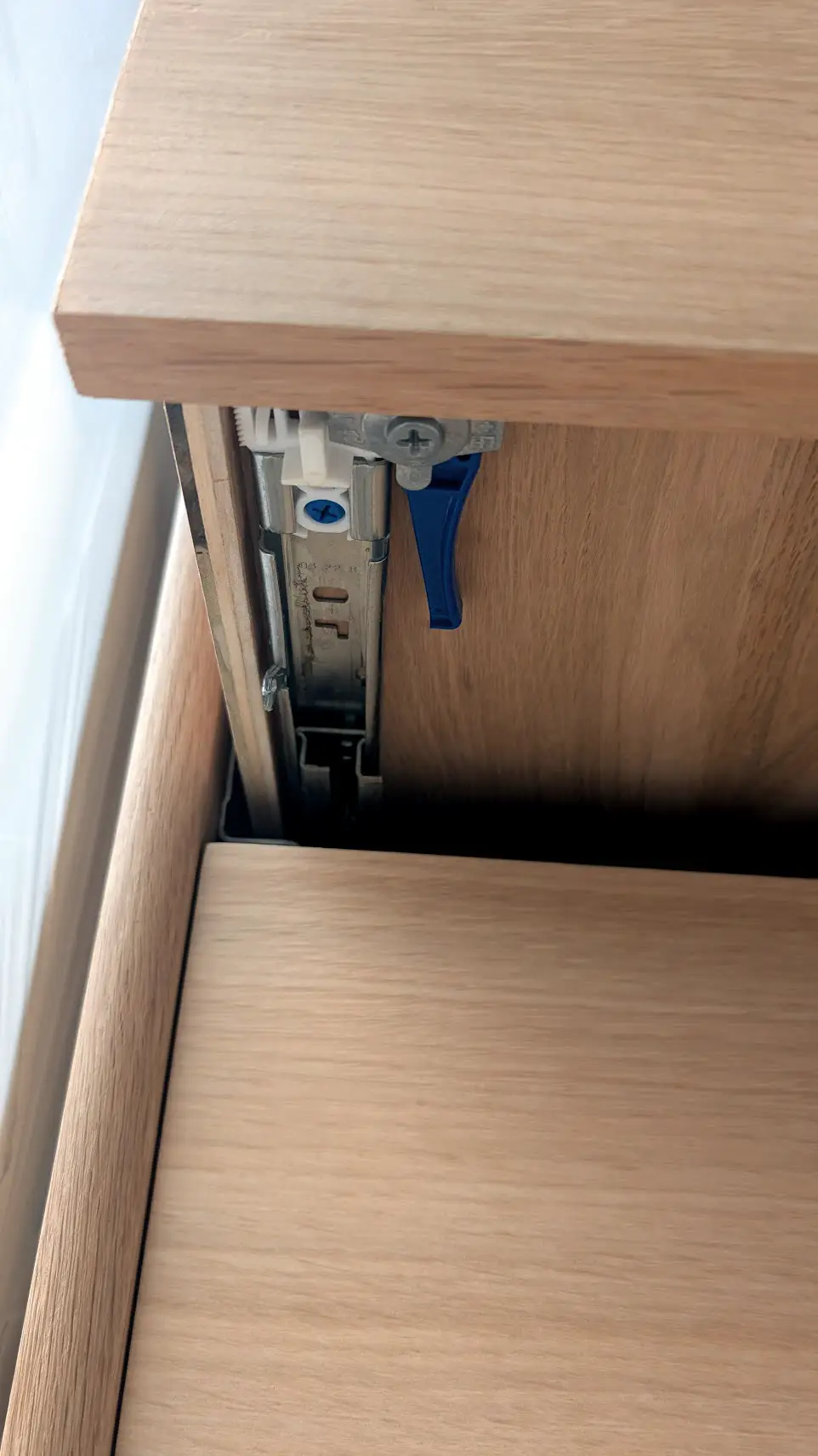 Blum undermount drawer slide fully extended