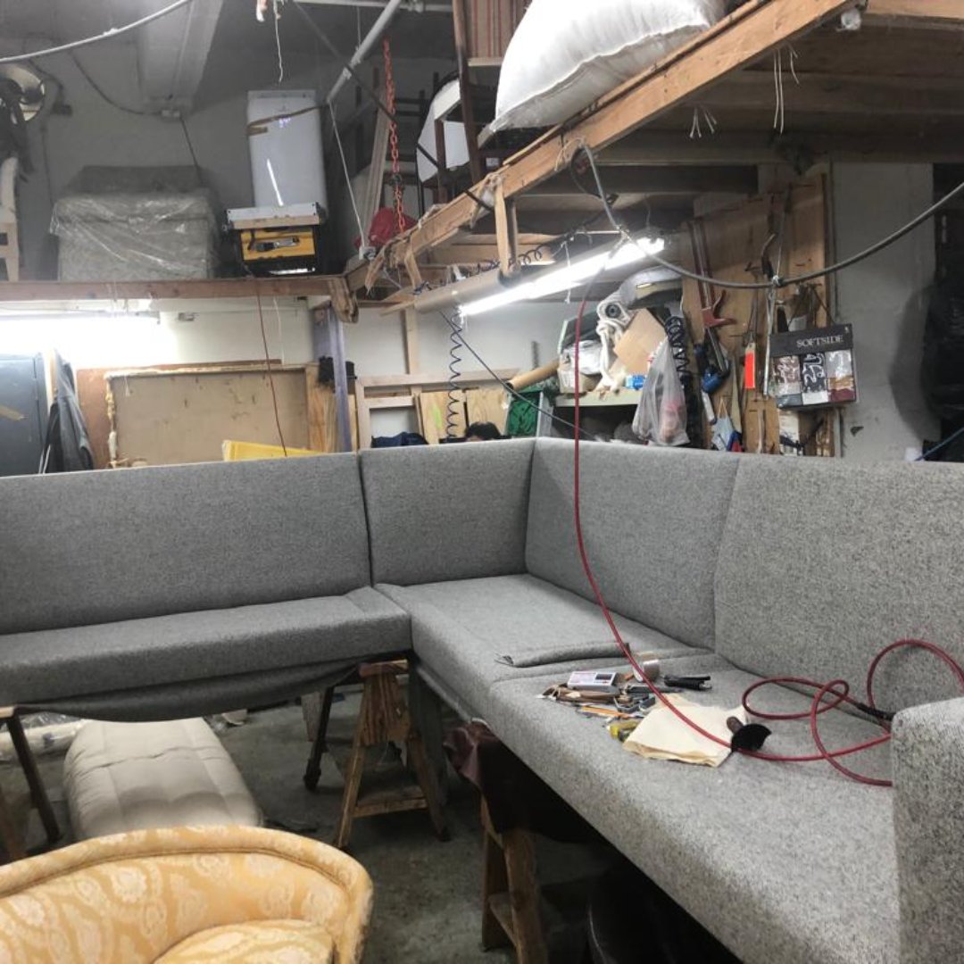corner banquette
