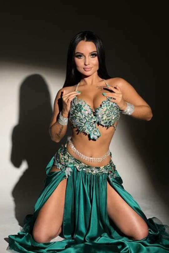 Image 3 of ANNISSA