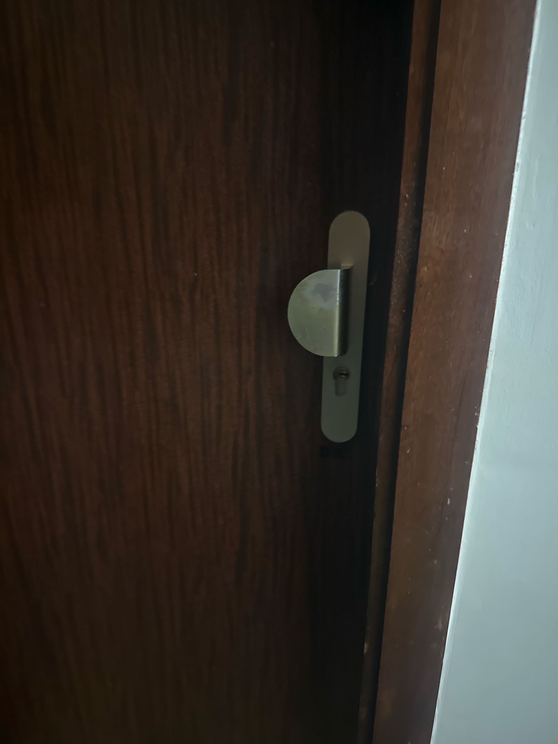 Intervention Ouverture de porte perçage simple – Paris