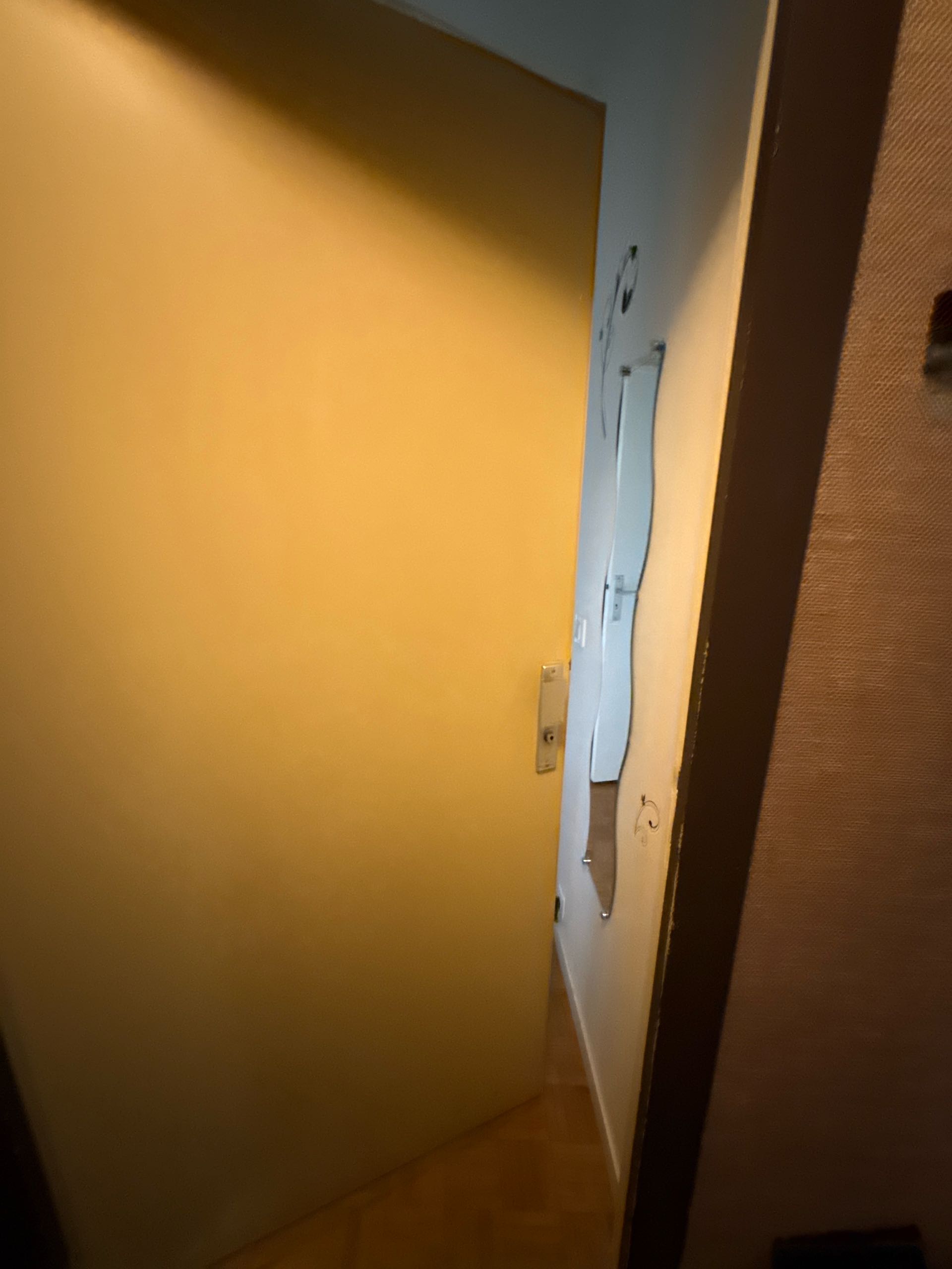 Intervention Ouverture de porte claquée – Croix