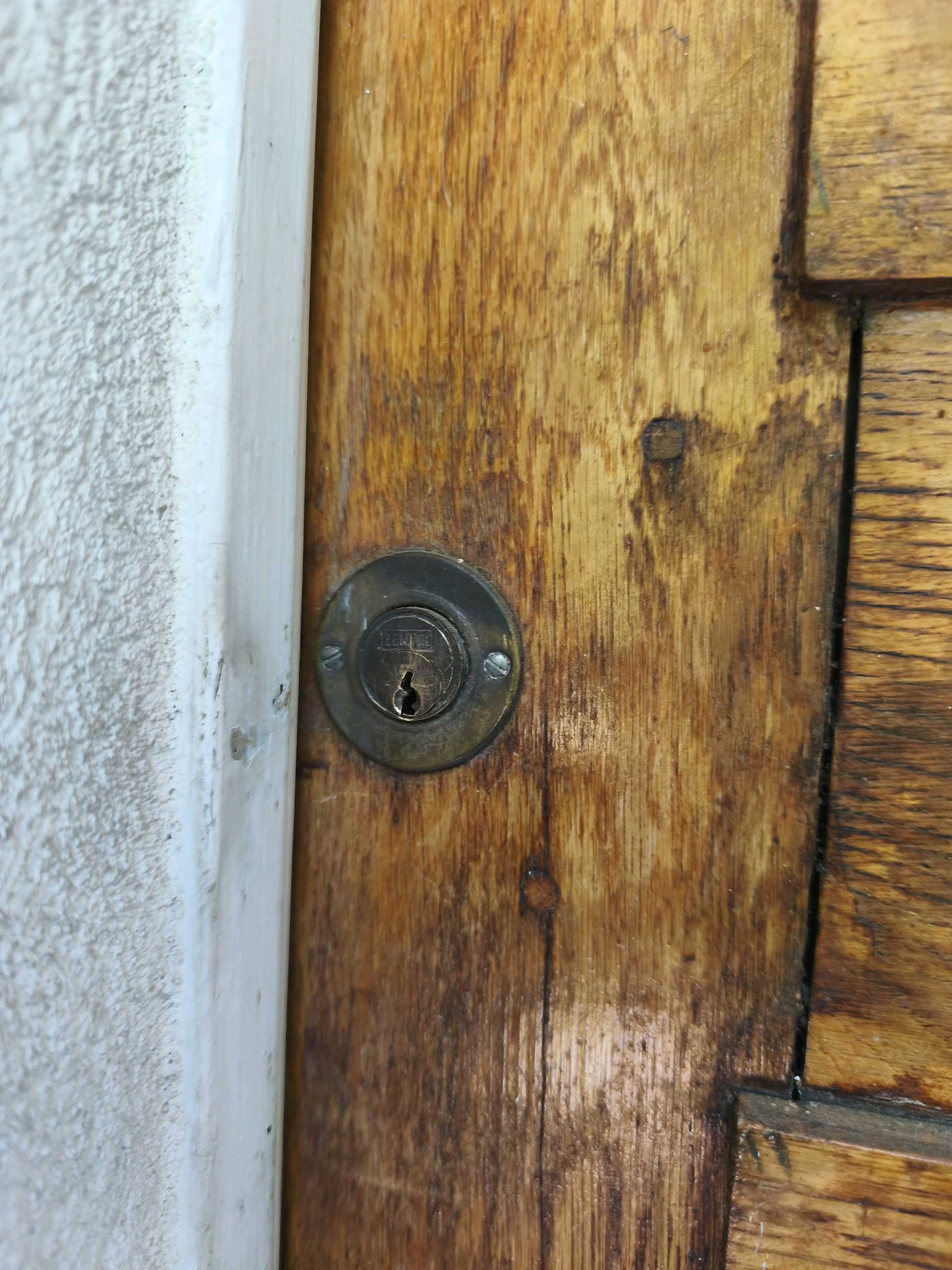 Intervention Ouverture de porte perçage simple – La celle-saint-cloud