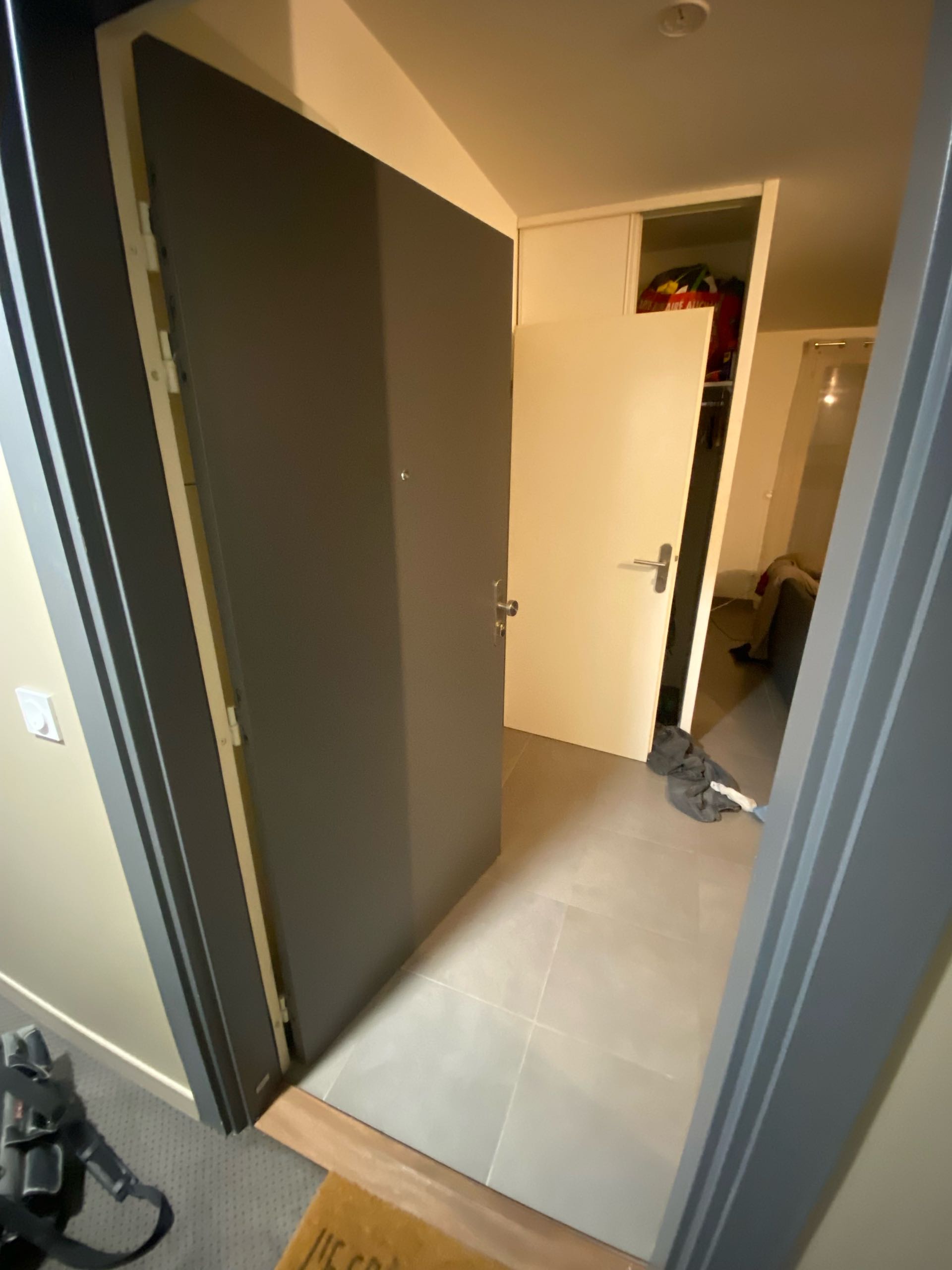 Intervention Ouverture de porte claquée – Cormeilles-en-parisis