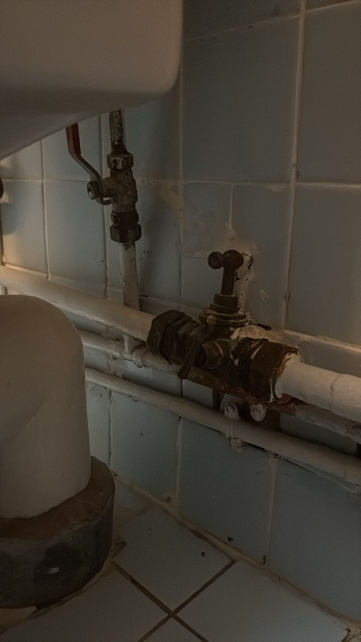 Intervention Fuite d'eau domestique (urgent) – Paris