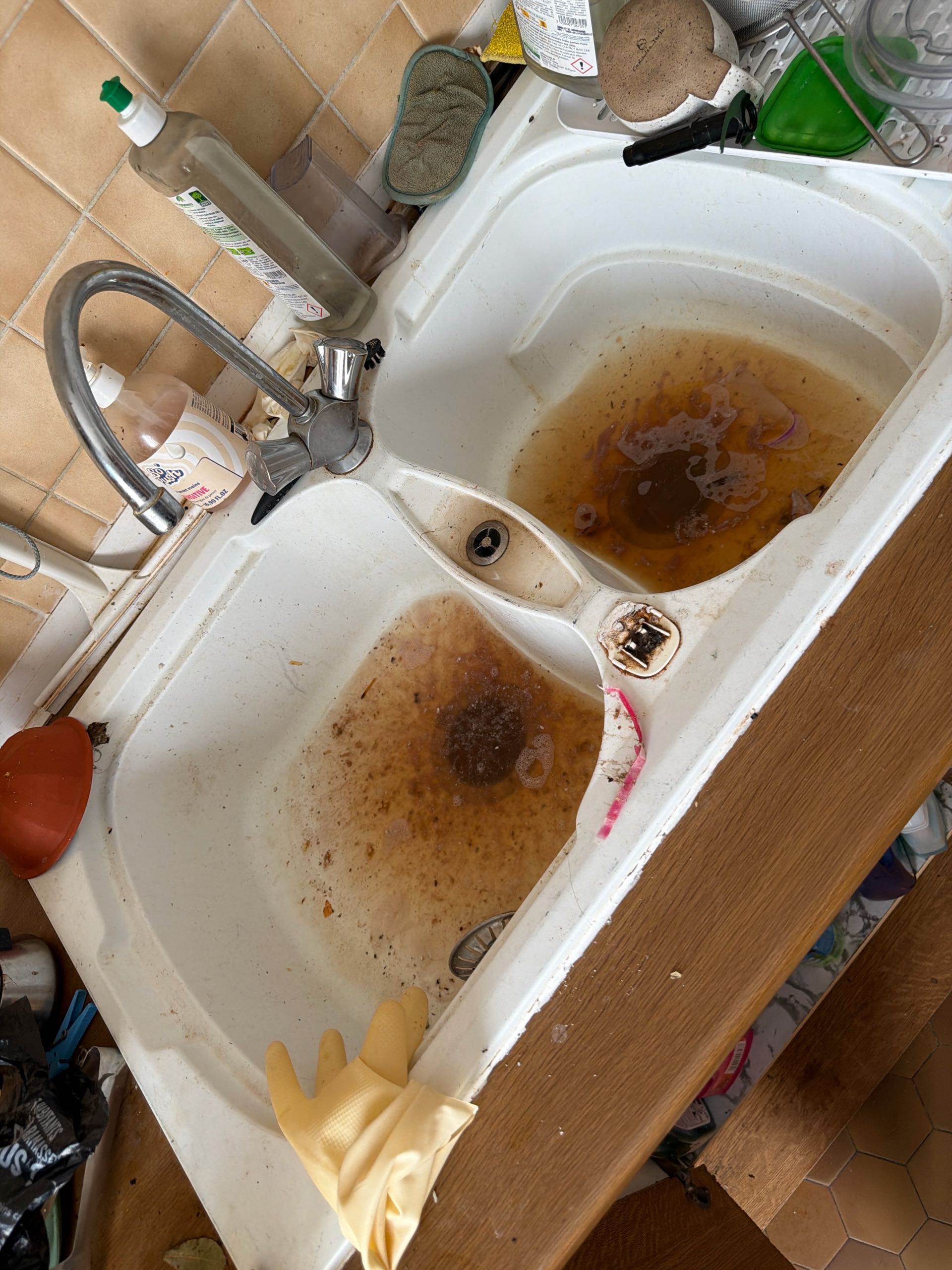 Intervention Canalisation bouchée (urgent) – Arnouville