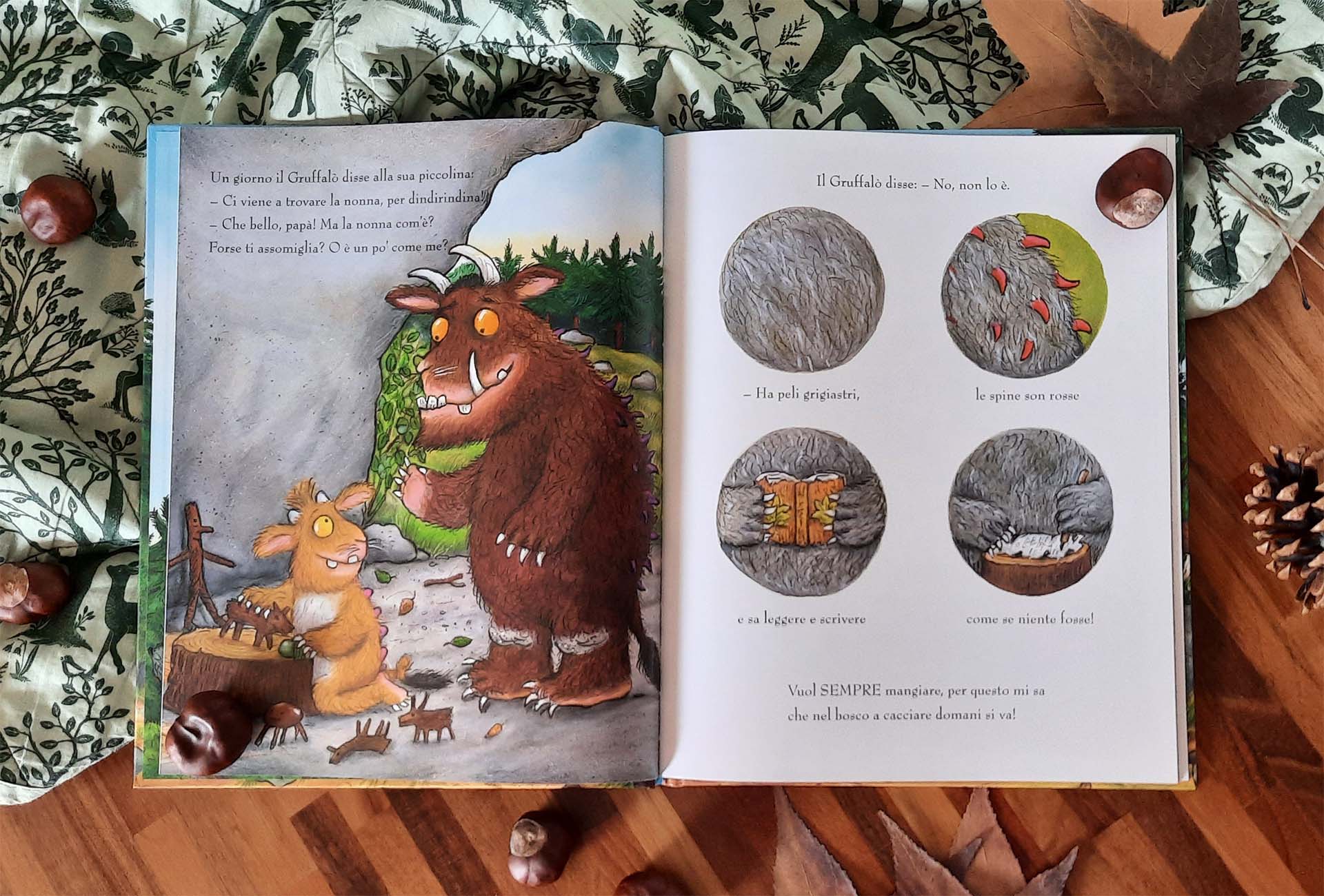 Doppia pagina: a sinistra il Gruffalò parla con la sua piccolina davanti alla caverna, a destra quattro tondi mostrano i peli grigiastri della nonna, le spine rosse e le sue zampe che reggono un libro