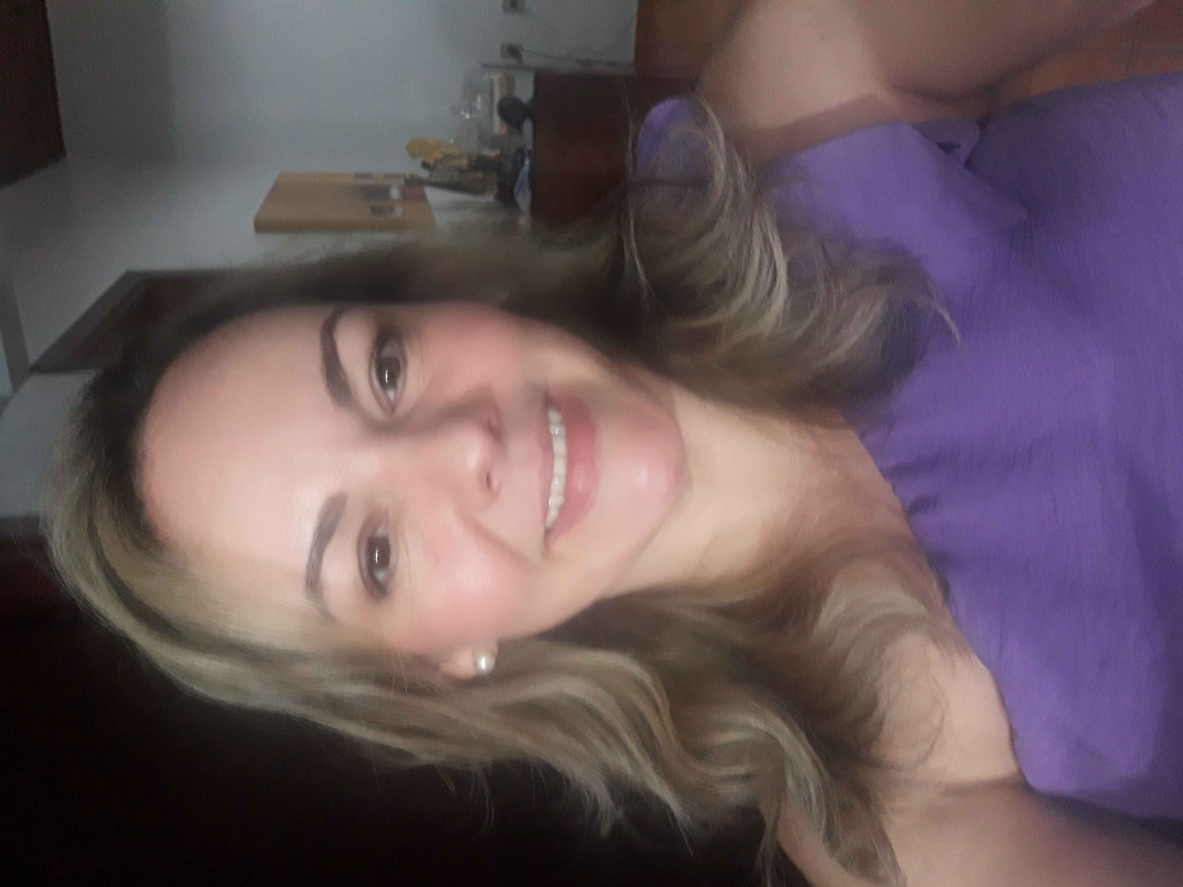 Profile photo of therapist Izildinha Souza 