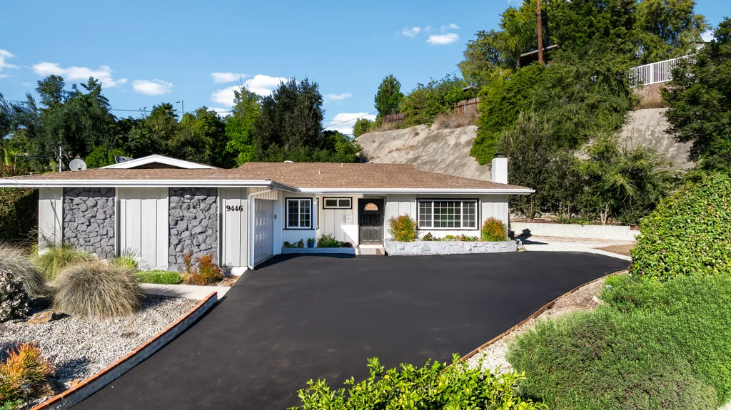 9446 McLennan Ave (1 of 53)