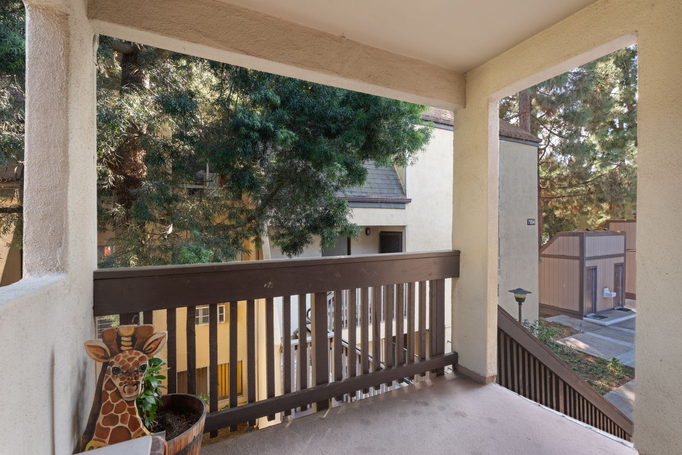 004_7952 Mission Center Ct Unit D_HIGH RES_20251003