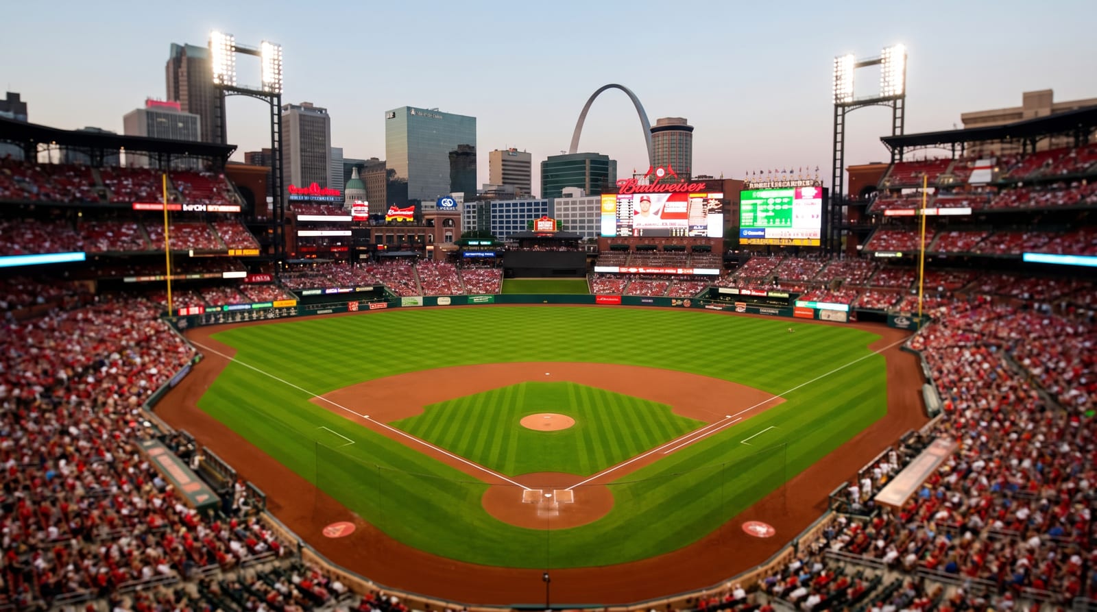 Cardinals Fall to Giants 5-4 in 11 Innings on Walk-Off Monday