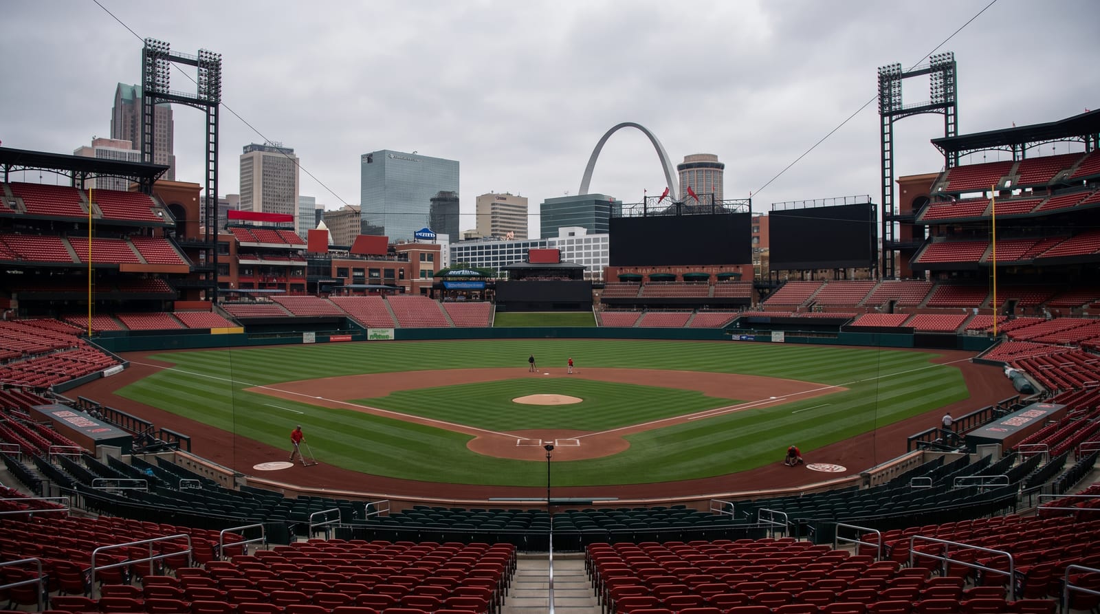 Cardinals Fall to Brewers 6-4 as Pallante Allows 10 Hits in Five Innings