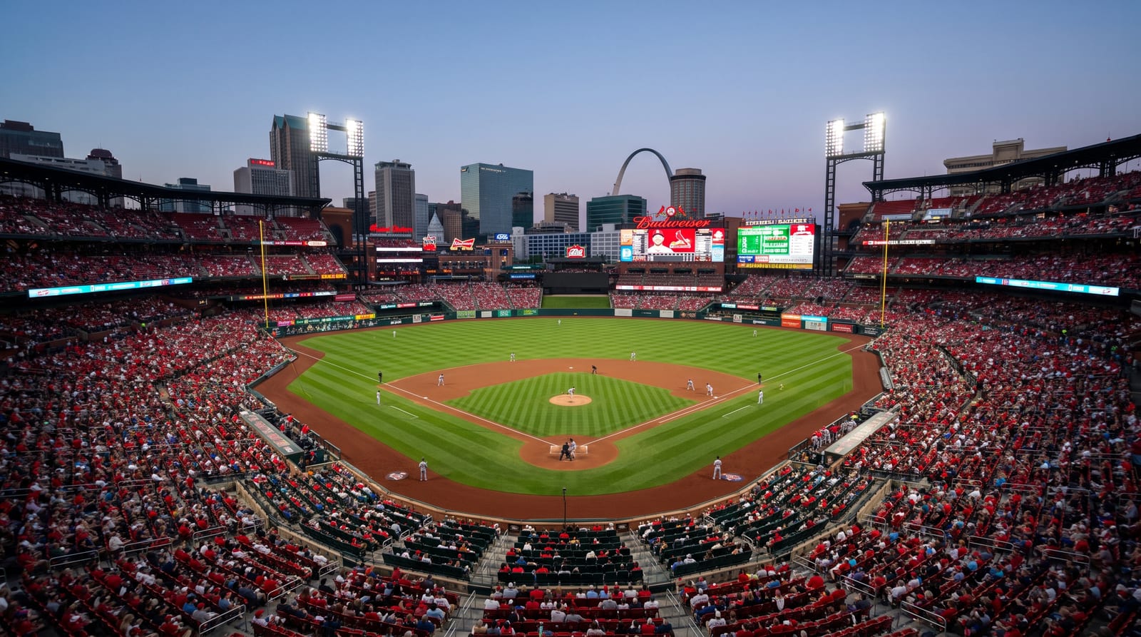 Cardinals Fall to Reds 6-5 in Ten Innings on Monday Night